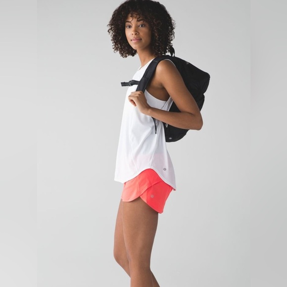 Lululemon Speed Short 4-Way Stretch 2.5” - Size 6 Cape Red - Picture 1 of 11